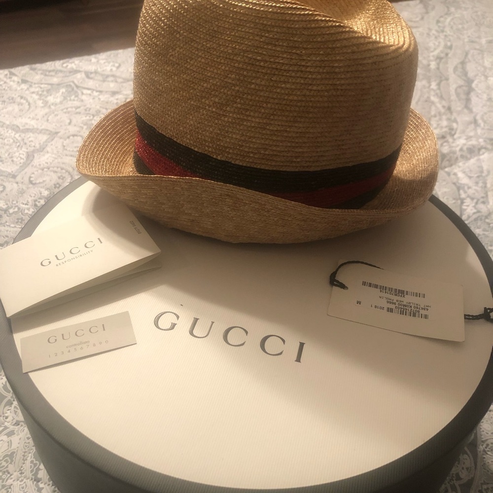 Authentic Gucci woven straw fedora